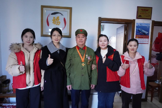 A0694D721F07D34CA37E332EE0D_4BAA5B37_645D2