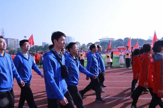 08689E01B3BA9F9468FE48FD044_D7A1CFB2_76CD