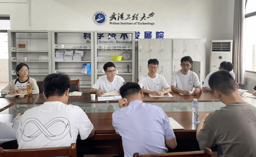 039AE15B3AB8959BFEC4C65E267_39CE98C1_2F44F