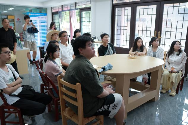 099556FAEBF2648B386AE353006_73EA01E7_60464