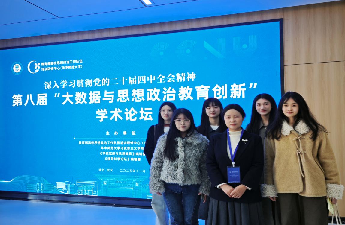 110B6FFD40ACAD2B4AF36EEE352_62B41D6C_1B151