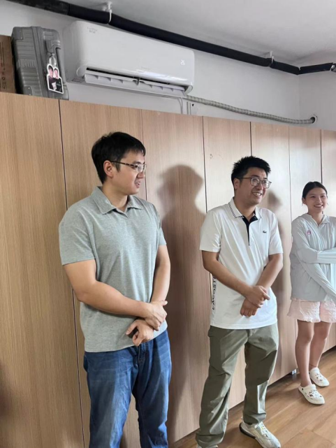 8248592E8B2280D9BBE3DE70296_E80B28FB_12DC15