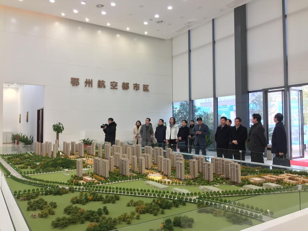 598BD571DEFEDCF84D765877BEF_CC2AEC7C_19B04