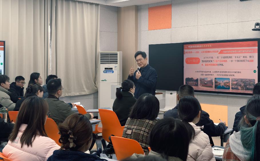 C6BB1BDDF2A22C3E5FC82A2FC51_773EF5A8_12148