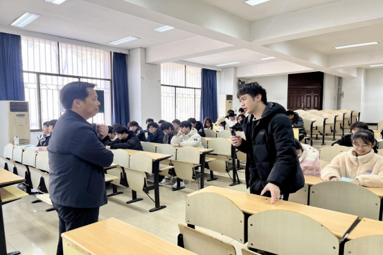 0BFA6346C23917F1C73036E1B88_5770FABD_C7B4A