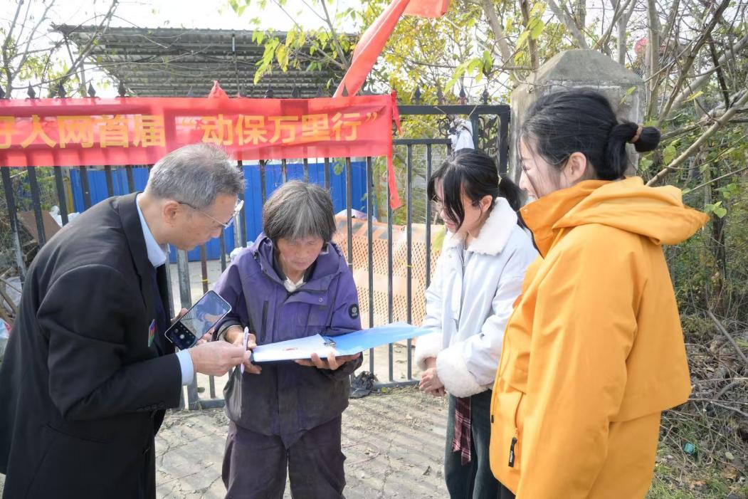 8D0EDCAD8F0C41F34B00FF81185_E31A013C_2177F