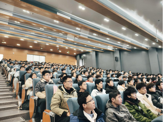 3EAF10E1C46CCF3D78426AED59D_19C765A2_DDC44