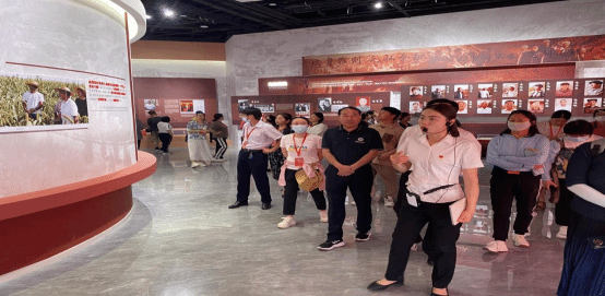 535560950D082AFC5D051A3D4EA_DE2E8AB4_16912