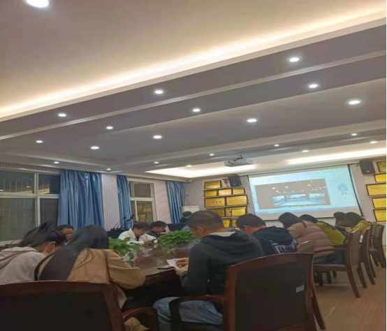 744B7B5DEB6E60EE858F0E332ED_90E47F42_100FDE