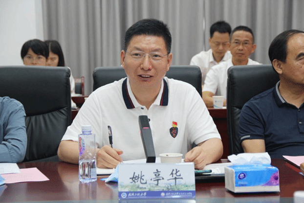 426510132140B2EBF6D91421FF6_B77EE400_1BE4D