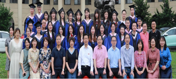 F3251F38231E203DDF64BC7E4C0_814BB637_8BF4B