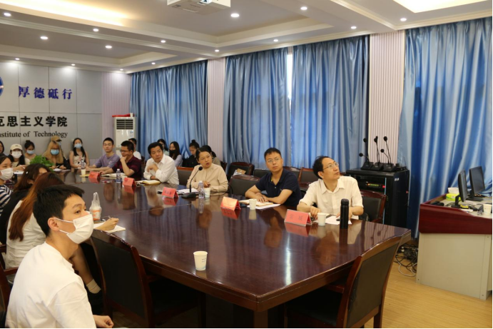 8CD8B689D15727F73BB9CBCA1D2_A396AB99_137B84