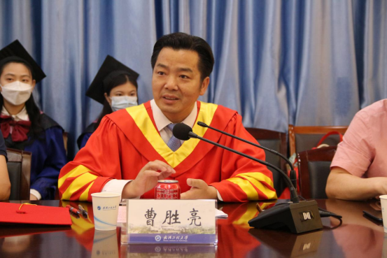 F76C29503086DCAD8A945C95C36_F07009C1_C7B4A