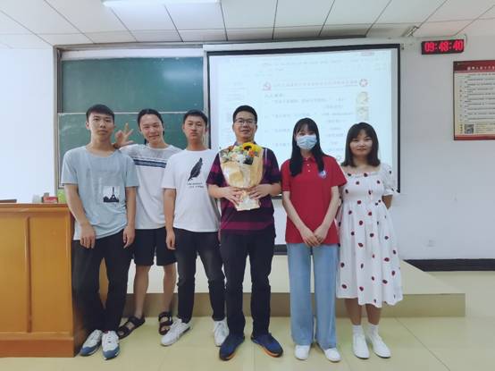 B4E584BE971D4E4AA933A6B866E_D3D9CA13_71D4