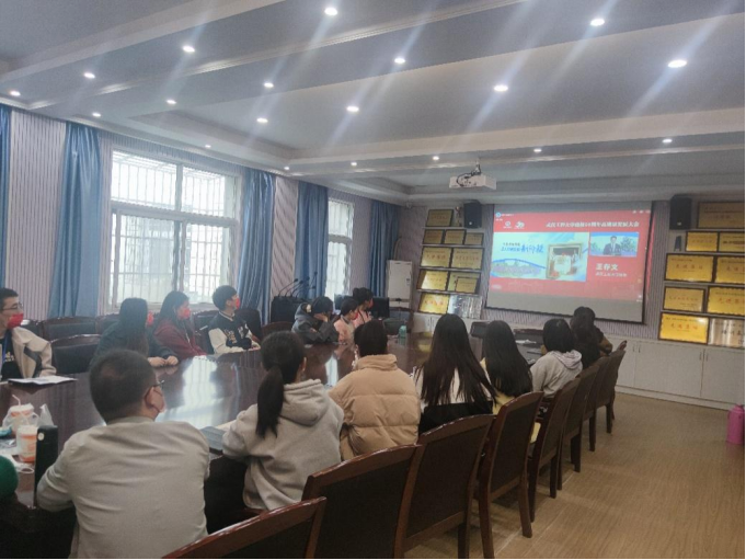 D9B4F390C698FF9A2F5F63AB822_72D28C38_154879