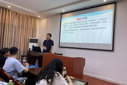 C15F01A08E9473EB5A22738A6CC_4FB4BBFD_570E