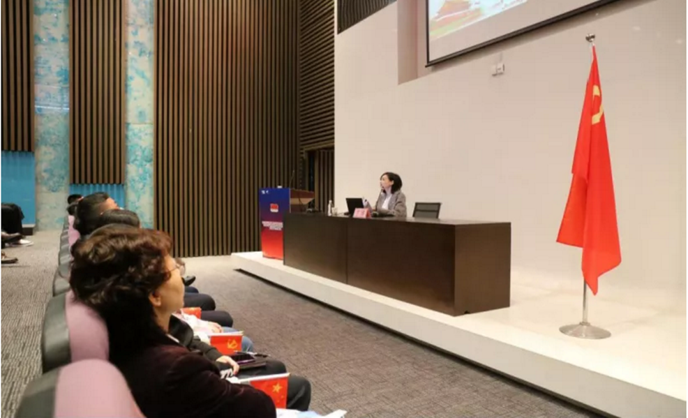 65AF555745B8C2BDB3D47344AF7_BA96A8DF_AB1BE