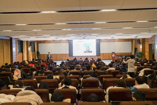 26B43B95651409155EE47D0A933_C7698E5D_703D